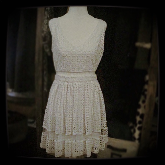 White BeBe graduation dress - Picture 3 of 8